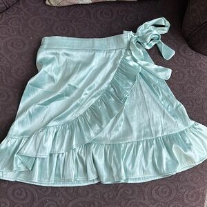 Women’s satin tied skirt from Nasty Gal